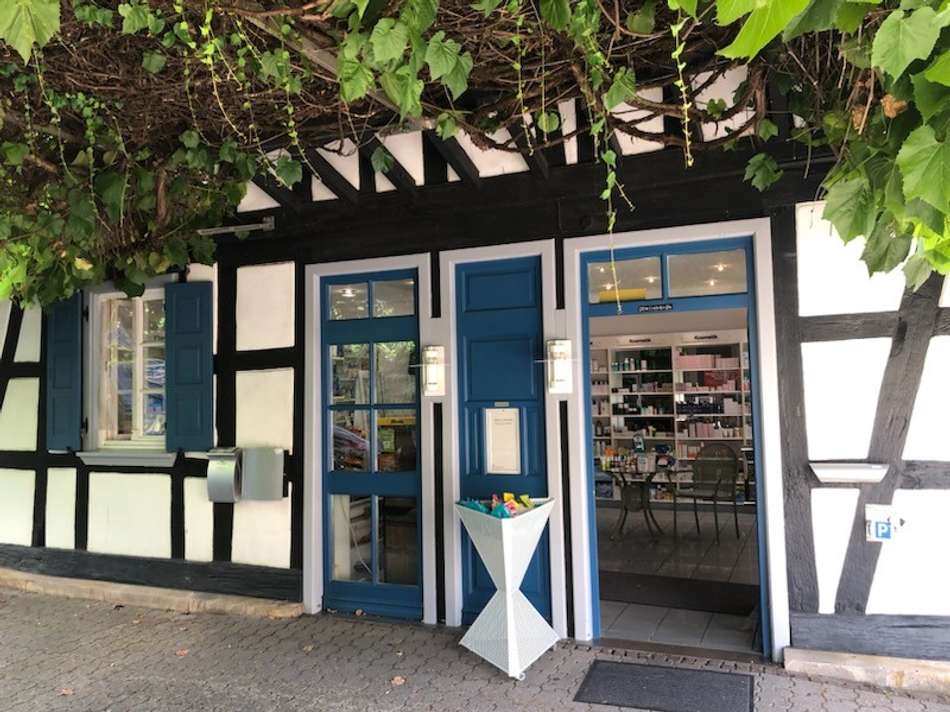 Eingang Apotheke