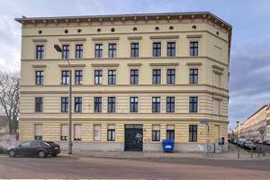 Großzügige 3-Zimmer-Dachgeschosswohnung mit Balkon in Magdeburg-Sudenburg 
