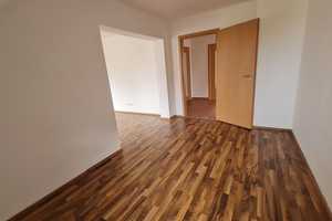 ***Dachgeschoßwohnung, mit Balkon und Eckbadewanne*** – Reichsstraße 44, 9112 Chemnitz – Vorschaubild 22