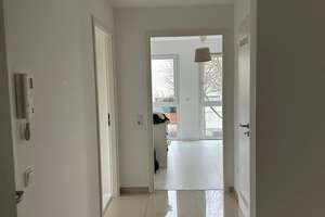 Exklusive Eigentumswohnung mit luxuriöser Ausstattung in Frankfurt-Riedberg – 60438 Kalbach-Riedberg, Frankfurt am Main – Vorschaubild 6