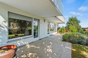 Haus mit Weitblick: viel Raum, schöner Garten und Bodenseesicht – Die vollständige Adresse der Immobilie erhältst du vom Anbieter., 78465 Litzelstetten, Konstanz – Vorschaubild 4