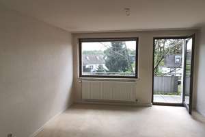 Helle 3-Zimmer-Wohnung in Köln-Poll mit Parkmöglichkeiten