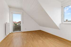 Dachgeschosswohnung in zentrumsnaher Lage des Ingolstädter Südosten inkl. TG-Stellplatz und EBK! – Die vollständige Adresse der Immobilie erhältst du vom Anbieter., 85053 Südost, Ingolstadt – Vorschaubild 13