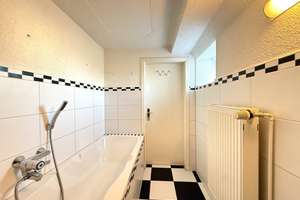 Familienidyll in ruhiger 
Top-Lage von Friedersdorf 
6 Zimmer und 2 Bäder 
auf ca. 131 m² Wohnflä – Sandbergweg 10, 6774 Friedersdorf – Vorschaubild 32
