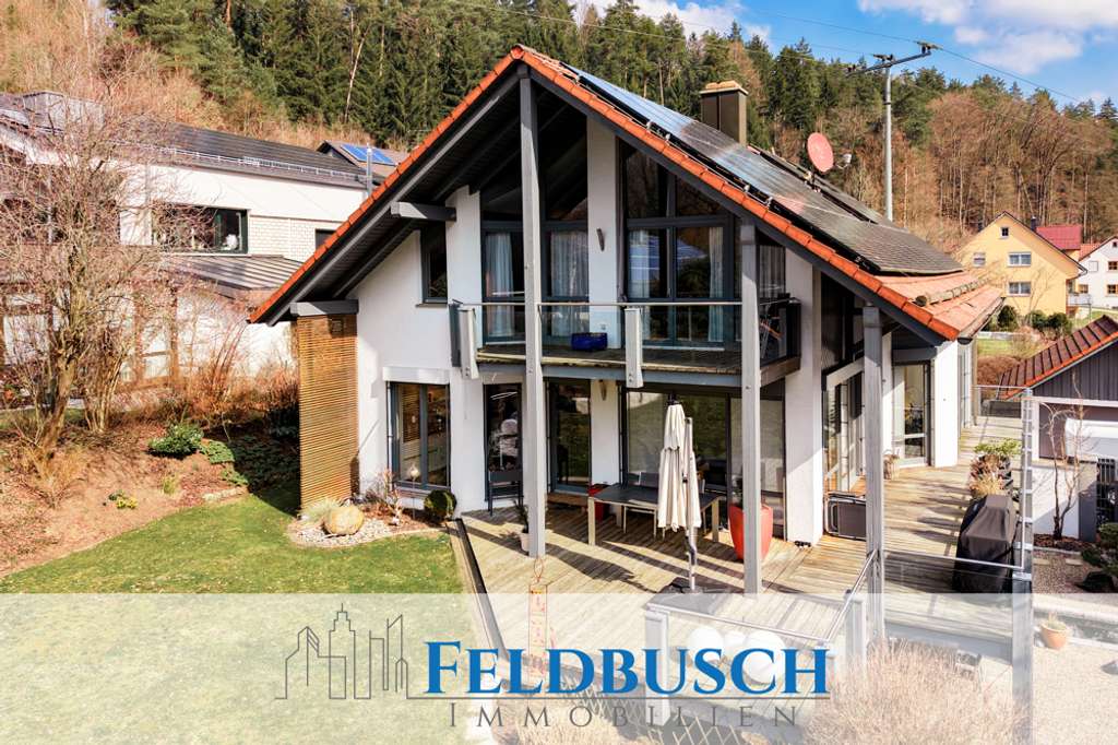 Immobilie in Deining - Exklusives Einfamilienhaus in Deining – Design, Ruhe und ein traumhafter Garten - Bild 0
