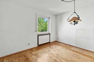 Modernisierte Doppelhaushälfte mit gepflegtem Garten in ruhiger Wohnlage von Ingolstadt-Gerolfing – Die vollständige Adresse der Immobilie erhältst du vom Anbieter., 85049 West, Ingolstadt – Vorschaubild 10