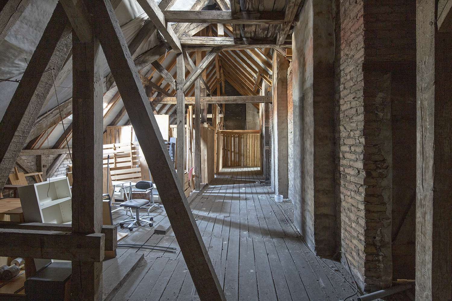 Ausbauprofis gesucht: Dachgeschoss-Rohling mit Baugenehmigung nahe der Spree, Berlin – Bild 3