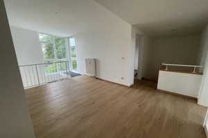 Helle Wohnung mit kleinem Garten in Neudrossenfeld