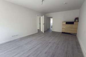 Neu sanierte 2 Zimmer Wohnung im Zentrum AB SOFORT! – 74072 Heilbronn, Heilbronn – Vorschaubild 2