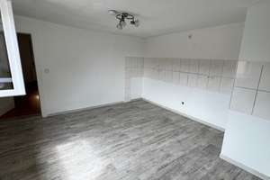 Einfamilienhaus mit Einliegerwohnung in Albertshausen – Die vollständige Adresse der Immobilie erhältst du vom Anbieter., 97688 Bad Kissingen – Vorschaubild 9