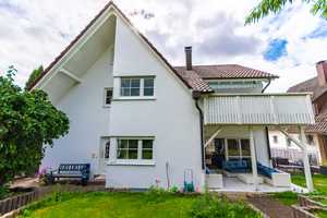 Großzügiges Zweifamilienhaus mit schönem Garten in Rechberghausen – Göppingen (Kreis) – Vorschaubild 3