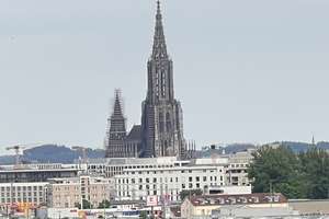 Herrliche 2-Zi-Wohnung Ulm- Eselsberg mit großer Dachterrasse