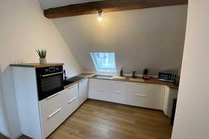 Nahe Uni Wuppertal. Möbliertes WG-Zimmer in Loftwohnung mit EBK, Designer-Duschbad & Gäste WC. – Blumenstr. xx, 42119 Wuppertal – Vorschaubild 1