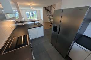 Available from the end of August 2 miles from Clay, Modern, high quality terraced house with kitchen – Zur Schleifmühle 27, 65205 Erbenheim, Wiesbaden – Vorschaubild 6