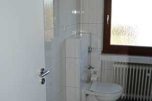 2,5 Zi -Whg in Leverkusen Rheindorf mit Einbauküche und Balkon , 1.Etg – Am Vogelkreuz 9, 51371 Rheindorf, Leverkusen – Vorschaubild 5