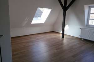 Attraktive 4-Zimmer Dachgeschosswohnung mit Balkon in Osnabrück Innenstadt – Die vollständige Adresse der Immobilie erhältst du vom Anbieter., 49074 Innenstadt, Osnabrück – Vorschaubild 5