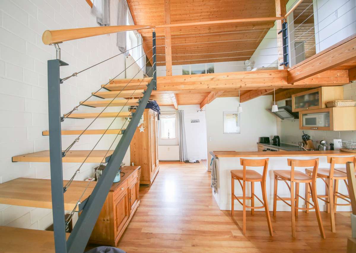 Immobilie in Gelting - Reetdachkate an der Ostsee in idyllischer Alleinlage mit drei Wohnungen  + 2,2 ha Land - Bild 17