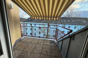 Aufzug - Südbalkon - modernes Laminat - EBK - Tiefgaragenstellplatz!! – Fichtestraße 53, 9126 Chemnitz – Vorschaubild 13