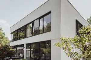 Eleganz in Beton und Holz - Stilvolles Stadthaus mit durchdachtem Interieur – Hamburg – Vorschaubild 19