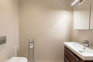 2 Zimmer | ca. 71 m² | Westbalkon | En-Suite-Bad | hochwertig möbliert | B-Charlottenburg – Die vollständige Adresse der Immobilie erhältst du vom Anbieter., 14059 Charlottenburg, Berlin – Vorschaubild 3