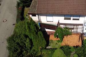 Reihenendhaus mit großem Garten, Garage in begehrter Wohnlage von Aalen – Die vollständige Adresse der Immobilie erhältst du vom Anbieter., 73431 südliche Bahnlinie, Aalen – Vorschaubild 2