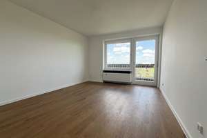 Neues Familien-Zuhause! Modernisierte 4 Zimmer mit Umlaufbalkon, 2 neue Bäder, Aufzug – Krohstraße 4, 50968 Bayenthal, Köln – Vorschaubild 6