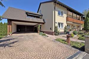 Mehrfamilienhaus mit großem Grundstück in Wartenberg-Angersbach – Die vollständige Adresse der Immobilie erhältst du vom Anbieter., 36367 Wartenberg – Vorschaubild 3