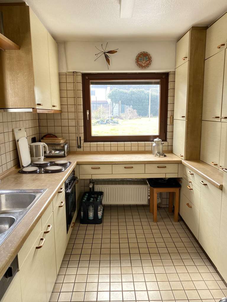 Immobilie in Donzdorf - Zentral gelegenes Doppelhaus mit großem Garten und viel Platz für die ganze Familie! - Bild 4