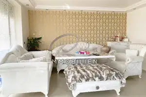 Exklusives Wohnen auf großem Grundstück mit ca. 167m², 7 Zimmern, Garten, Vollkeller, Sauna etc. – Hamburg – Vorschaubild 4
