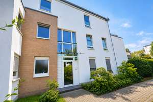 Büderich: Hochwertige 3-Zi.-ETW mit Südbalkon wertbeständig investieren oder später selbst einziehen – Die vollständige Adresse der Immobilie erhältst du vom Anbieter., 40667 Meerbusch – Vorschaubild 3