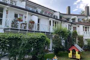 Solln: Neu renovierte 2-Zimmer-Wohnung mit Balkon – 81479 Solln, München – Vorschaubild 2