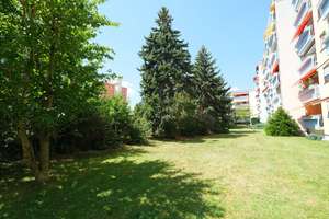 Hochwertig kernsanierte Eigentumswohnung mit Aufzug, Einbauküche und Balkon ins Grüne - mit TG-Platz – 90765 Ronhof, Kronach, Fürth – Vorschaubild 30