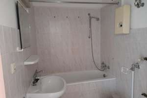 Handwerker aufgepasst!
Renovierungsbedürftige 2 Zimmer-Wohnung – Die vollständige Adresse der Immobilie erhältst du vom Anbieter., 40472 Rath, Düsseldorf – Vorschaubild 6