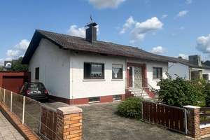 Einfamilienhaus auf großem Grundstück in Gründau-Rothenbergen – Die vollständige Adresse der Immobilie erhältst du vom Anbieter., 63584 Gründau – Vorschaubild 1