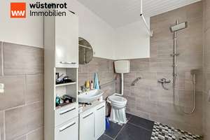 RESERVIERT!!!
Doppelhaushälfte mit Balkon in ruhiger Wohnlage von Saarbrücken-Jägersfreude – Die vollständige Adresse der Immobilie erhältst du vom Anbieter., 66123 Jägersfreude, Saarbrücken – Vorschaubild 7