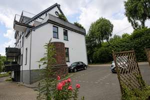 Stilvolle Maisonettewohnung nahe der Universität – Die vollständige Adresse der Immobilie erhältst du vom Anbieter., 42349 Elberfeld, Wuppertal – Vorschaubild 19