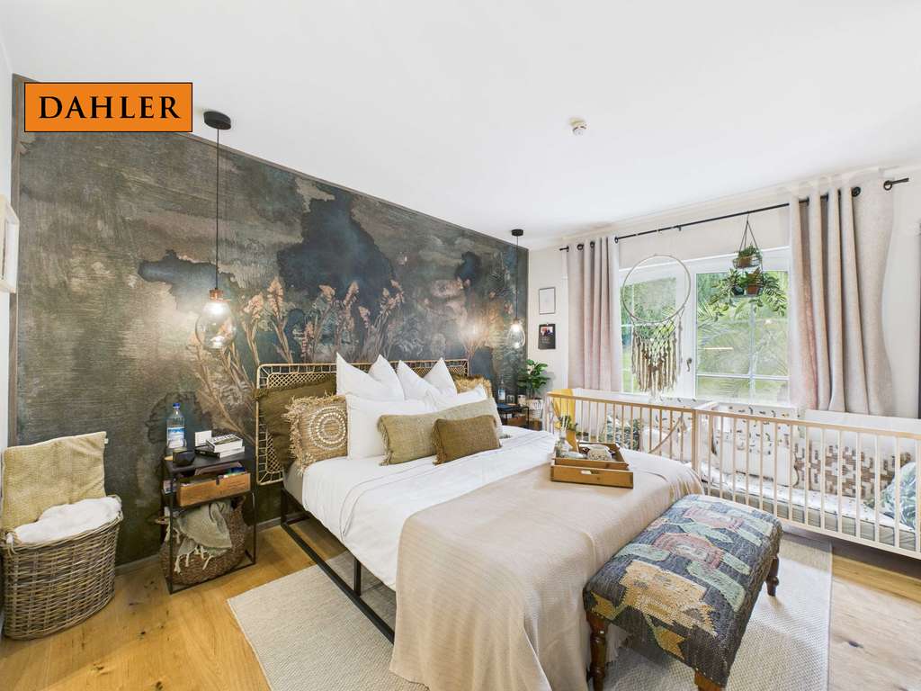 Immobilie in Ziemetshausen - Exklusive Lage am Waldrand - großzügiges Haus mit Pool und Wellnessbereich - Bild 3