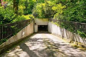 Nienstedten unweit des Hirschparks: Großzügige 3-Zimmer-Luxuswohnung mit Terrasse und Tennisplatz – Die vollständige Adresse der Immobilie erhältst du vom Anbieter., 22587 Nienstedten, Hamburg – Vorschaubild 16