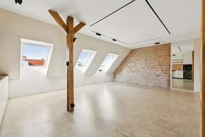 Bezugsfrei: Traumwohnung im Bötzow-Viertel mit Klima, Aufzug und kleiner Dachterrasse – Die vollständige Adresse der Immobilie erhältst du vom Anbieter., 10407 Prenzlauer Berg, Berlin – Vorschaubild 2