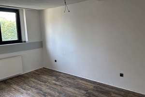 Frisch renovierte 2-Zimmer-Wohnung inkl. Küche und modernem Bad in Düsseldorf – Die vollständige Adresse der Immobilie erhältst du vom Anbieter., 40599 Hassels, Düsseldorf – Vorschaubild 5