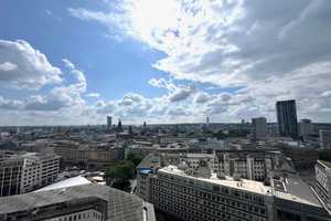 Four-Tower - Luxuriöse 3-Zimmer-Wohnung mit fabelhaftem Blick – Junghofstr. 5, 60311 Frankfurt am Main – Vorschaubild 2