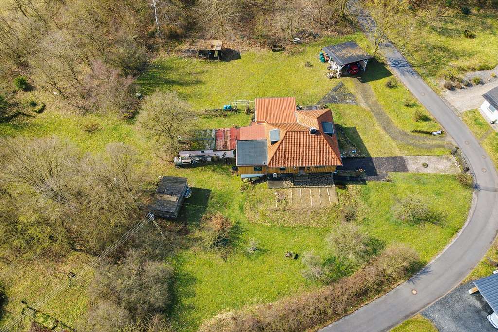 Immobilie in Leisel - Wohnen mit Weite – Einfamilienhaus auf 5.230 m² mit Wintergarten & Bauplatzoption - Bild 1