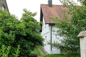 EFH mit großer Wohnfläche  und Garten, derzeit vermietet – Die vollständige Adresse der Immobilie erhältst du vom Anbieter., 84539 Ampfing – Vorschaubild 6