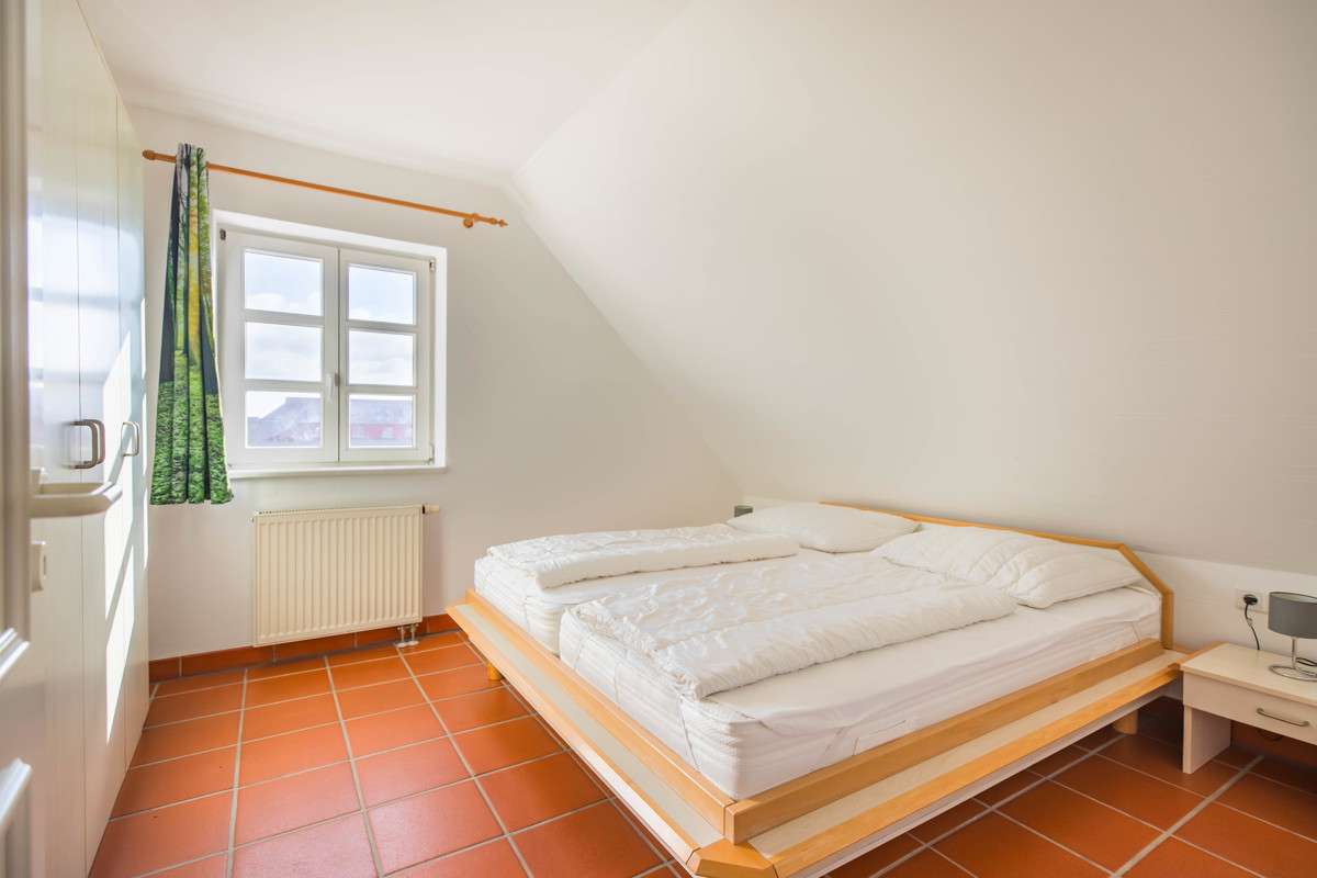 Immobilie in Dranske - Nur ca. 400m bis zur Ostsee! Gemütliche Dachgeschosswohnung mit PKW-Stellplatz in Dranske-Bakenberg - Bild 6