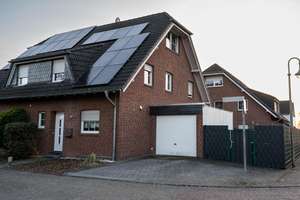 Gepflegte und moderne Doppelhaushälfte in ruhiger Wohnlage von Wegberg.