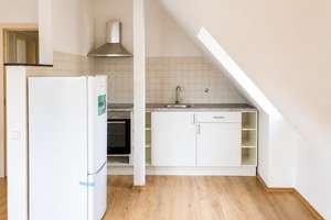 Top renovierte Dachgeschosswohnung in Bochum-Höntop – Eibenweg 1, 44869 Höntrop, Bochum – Vorschaubild 2