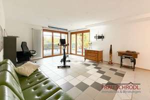 Exklusives Architektenhaus mit drei Wohneinheiten und Wellnessbereich in Tengen – Die vollständige Adresse der Immobilie erhältst du vom Anbieter., 78250 Tengen – Vorschaubild 28
