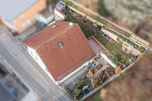 Einfamilienhaus mit gepflegtem Garten, Terrasse und Brunnenwasser-Genuss – Die vollständige Adresse der Immobilie erhältst du vom Anbieter., 93413 Cham – Vorschaubild 12