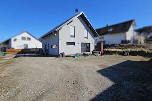 Modernes und energieeffizientes Einfamilienhaus mit großzügigem Grundstück in ruhiger Wohnlage – Die vollständige Adresse der Immobilie erhältst du vom Anbieter., 73547 Lorch – Vorschaubild 6
