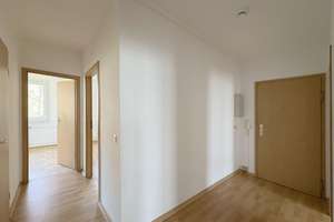 NEU: Frisch renovierte 3-Zimmer-Wohnung in Paunsdorf-Nord mit Wohlfühlfaktor! – Rotfuchsstraße 13, 4329 Heiterblick, Leipzig – Vorschaubild 2